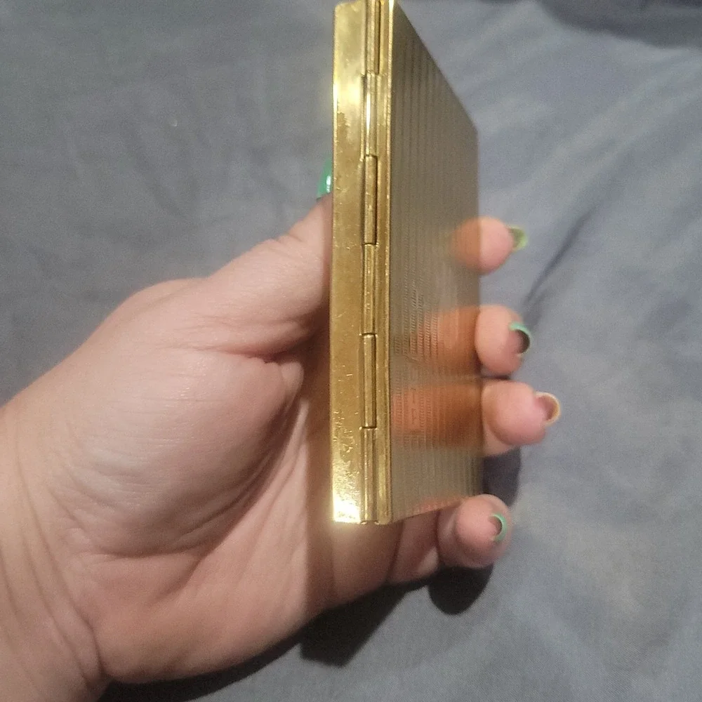Vintage Art Deco Gold Tone Cigarette Case Holder Keeper CTP